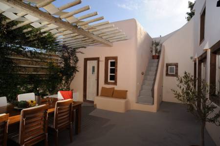 Villa Kisiris1